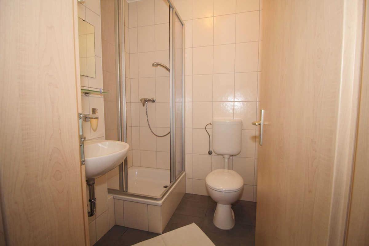 Kutterfisch Kajueten Direkt Im Stadthafen Appartement Sassnitz Buitenkant foto