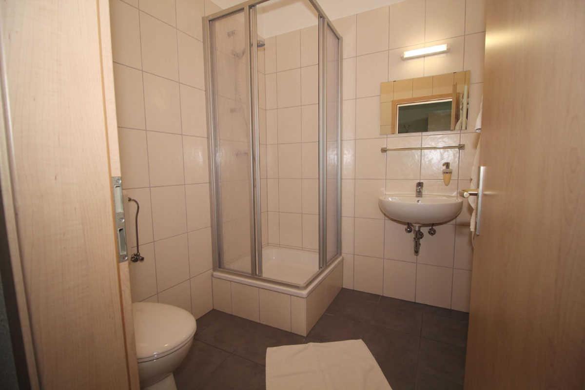 Kutterfisch Kajueten Direkt Im Stadthafen Appartement Sassnitz Buitenkant foto