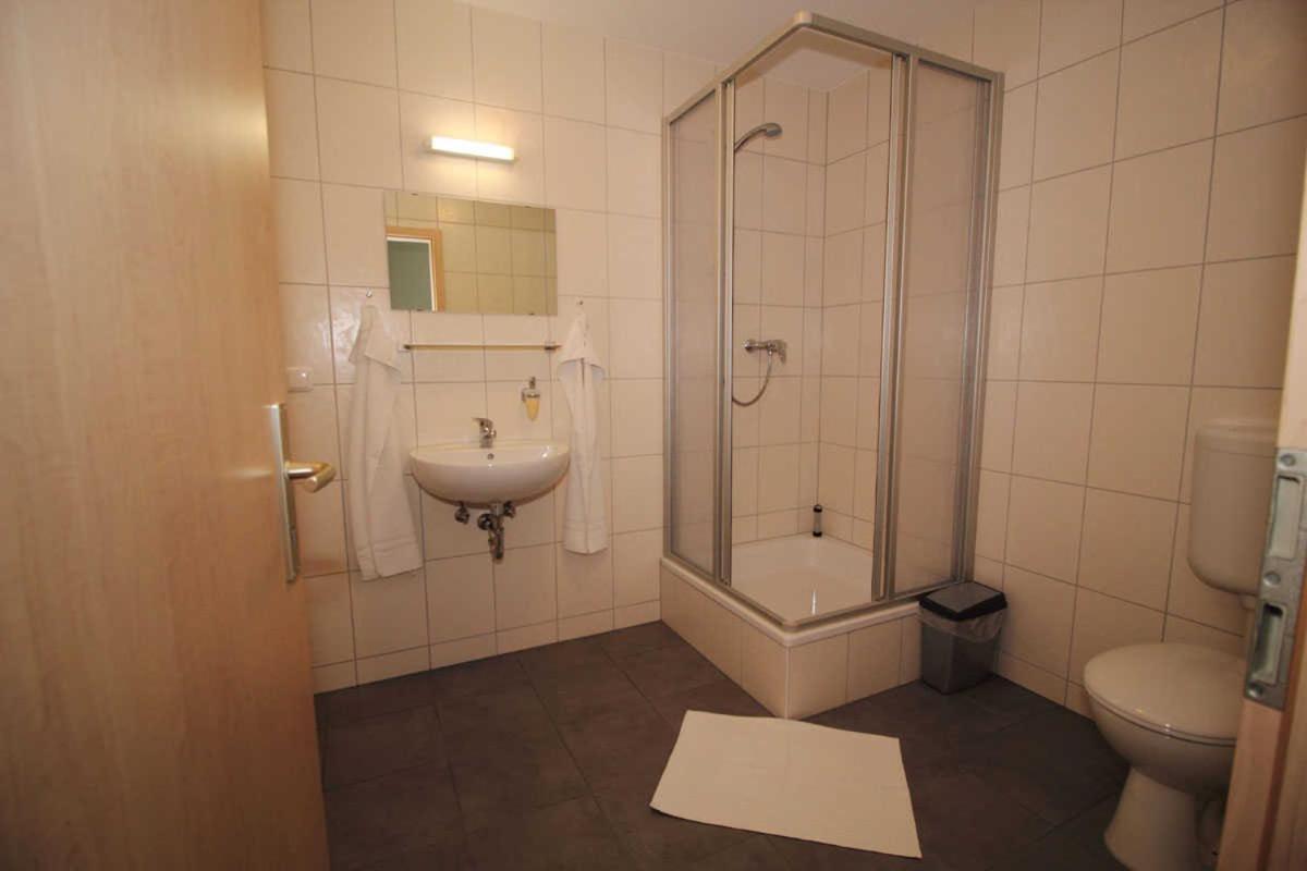 Kutterfisch Kajueten Direkt Im Stadthafen Appartement Sassnitz Buitenkant foto