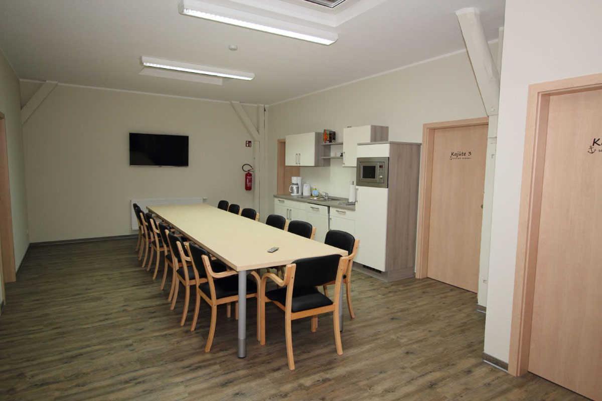 Kutterfisch Kajueten Direkt Im Stadthafen Appartement Sassnitz Buitenkant foto